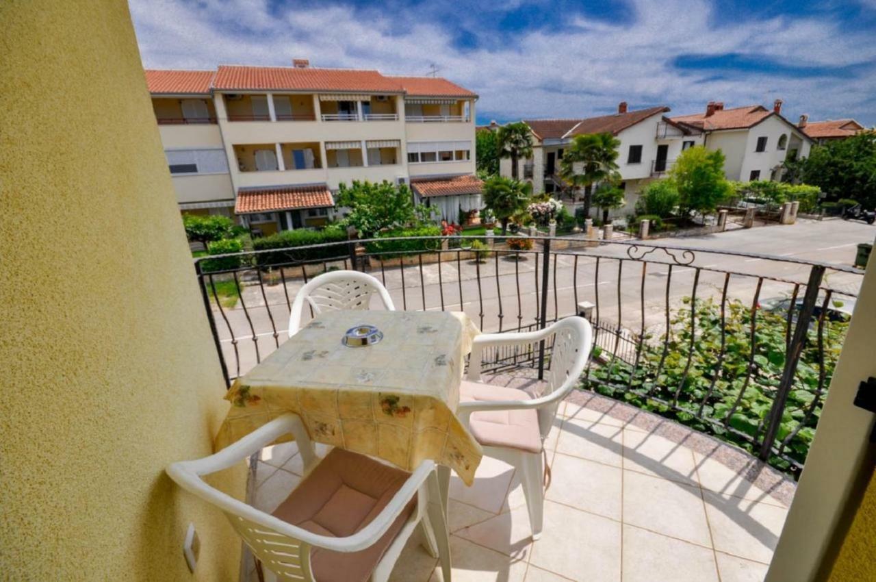 Ana M Apartments Novigrad Istria Exterior foto